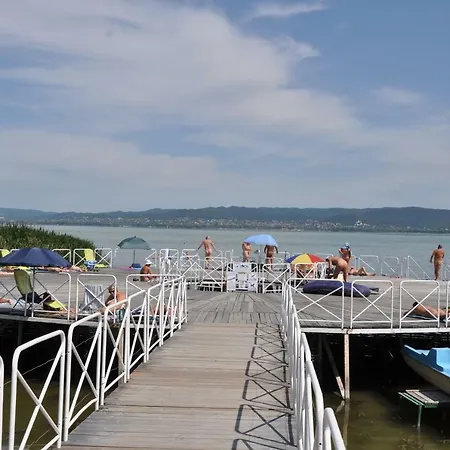 Campingplatz Naturexpert Mobilhazak-fkk Nudista *